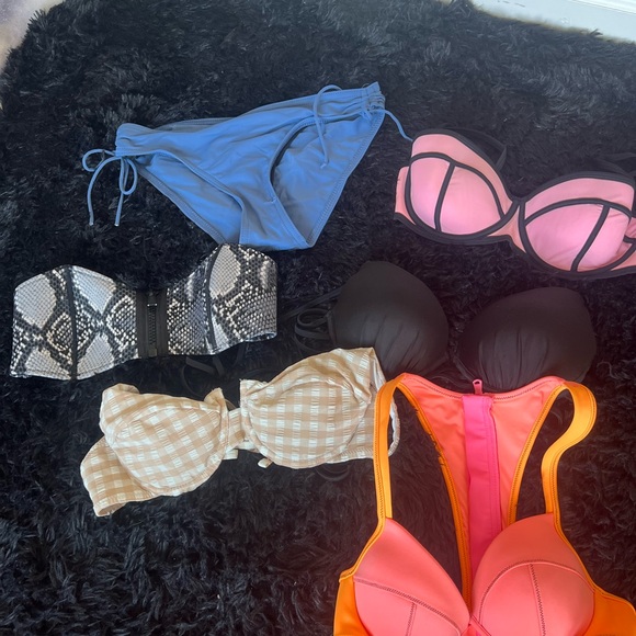bikini bundle (medium & 34b) - Picture 3 of 3